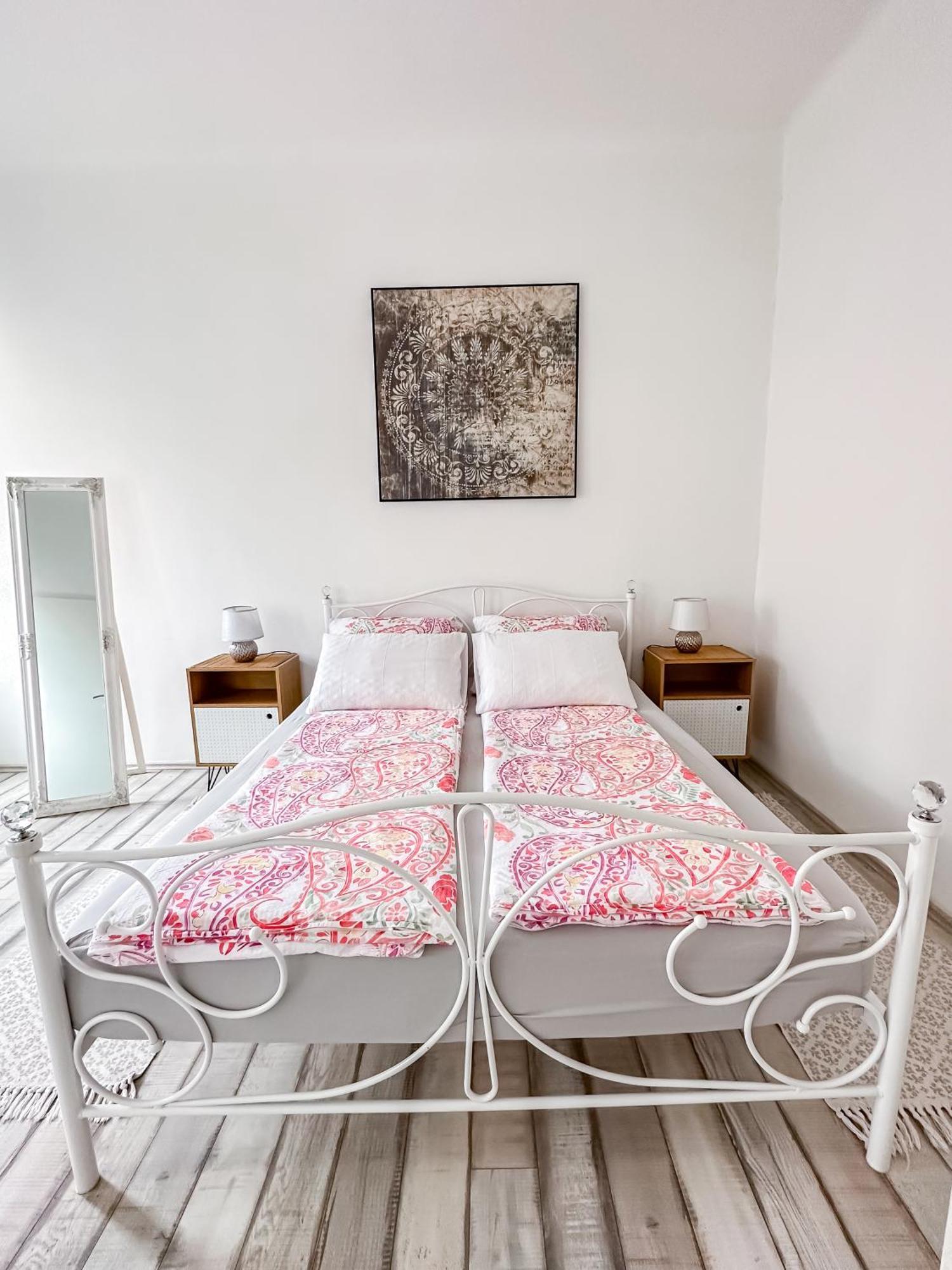 Main Square Apartment Pula Extérieur photo